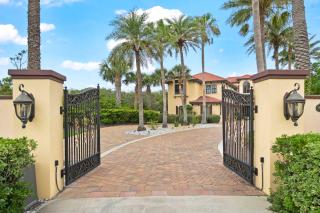 Sparkling Pool Balcony Sunsets Pool Table Dock - St. Augustine - 1
