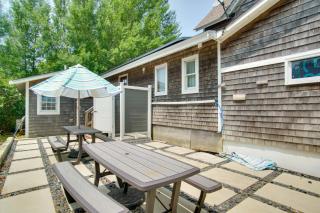 1 Mi to Ferry Terminal Oak Bluffs Family Retreat! - Oak Bluffs - 9