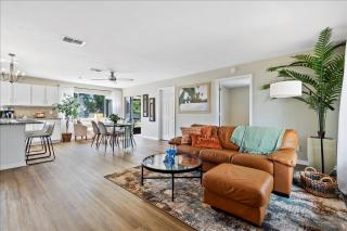 Splash Oasis, 4BR, 2BA Heated Pool, BBQ - 8