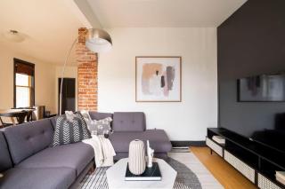 Cozy Scandinavian Loft - Espresso & Boutiques - Portland - 4