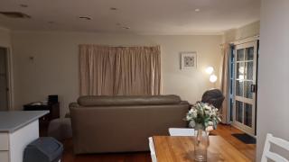 Two separate rooms at 34 Clarevale - 5