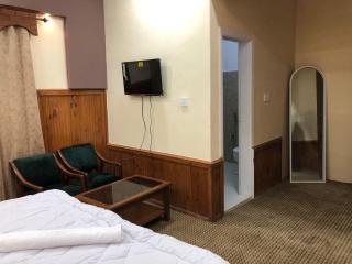 Mir,s Lodge Hotel Restaurant & Shadi hall - Gilgit - 6