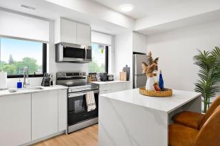 Penthouse 2BR with Rooftop, Parking and Situated Only Minutes to The Falls - Niagara Falls - 6