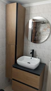 Yorgo's Place - - 6
