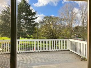 Central Location Spacious Comfortable House - Auckland - 9