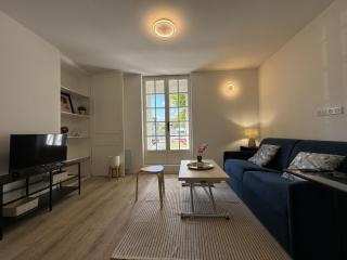 Apartment in Le Mans with Private Terrace - Le Mans - 0