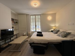 Apartment in Le Mans with Private Terrace - 2