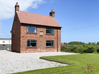 Corner Farm - Uk41369 - Carnaby - 0