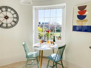 Bank House Apartment - Newnham - 2
