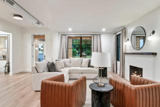 The Davis Luxury Retreat Villa 1-Block from Dolly - Sevierville - 1