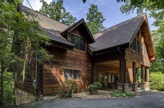 Arrowhead Lodge - 3