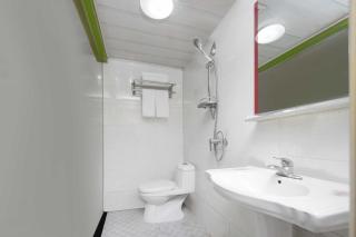 Hello Light Hotel Hankou Railway Station Flagship Store - - 2