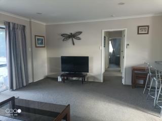 Cozy spacious estuary townhouse - Napier - 7