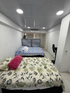 Hermoso estudio en Cartagena edificio frente al mar - 0