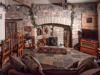 Foxtales - Gisburn - 0