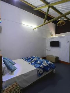 Tropical Sunshine Restaurant and campment - - 5