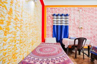 Dekapara Airport Guest House - 4