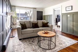 Laundry Room, Near Hwy, Parking Next To Entrance - 3