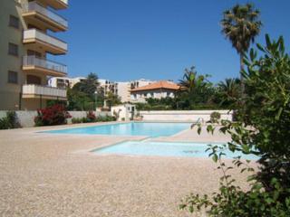 Sainte-Maxime : Appartement moderne pour 4 personnes - FR-1-780-86 - Sainte-Maxime - 0