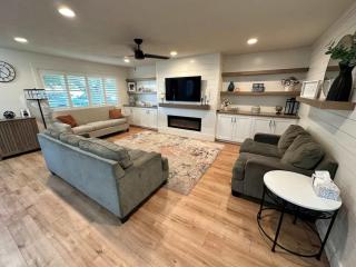 Spacious 6BR Family Retreat Sleeps 16 Near Zion - Washington - 0