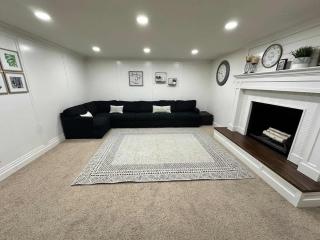 Spacious 6BR Family Retreat Sleeps 16 Near Zion - Washington - 8