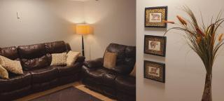Private Family Walkout Basement - 2 queen beds & full bath - Wentzville - 1