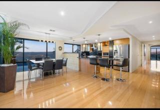 Panoramic views, secluded nature reserve, ZigZag Retreat - Perth - 5