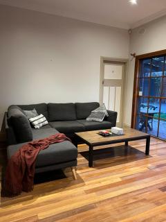 Spacious & Cozy Shared House - 3 min walk to Train - Melbourne - 2