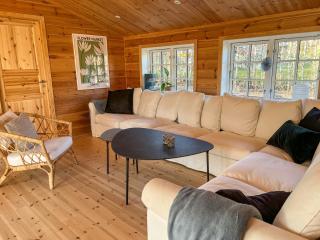 Log House Close To The Sea And Coastal Towns - 2