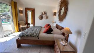 Secluded Villa With Sea View In Palombaggia - 4