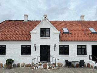 Family-Friendly Oustrupgård With History - 0