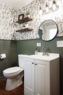 King Size Bed, Near Hwy, Work Desk, Close Parking - Lockport - 8