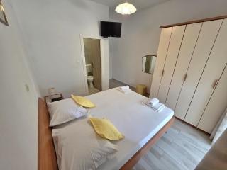 Cosey Studio Apartment For 2 Free Private Parking - 3