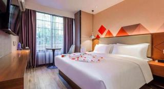 Borrman Hotel Guangzhou Railway Station Yuexiu Park Memorial Hall - Canton - 1