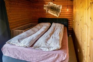 Finnish-Inspired Log Cabin Near Beach - 4
