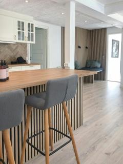 Modern Cottage Near North Zealand's Beaches - 3