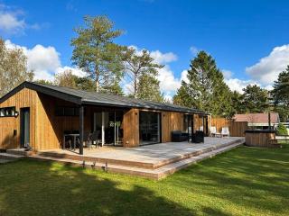 New Summer House In Fuglslev With Wilderness Bath - 0