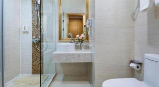 Vienna Hotel Guangdong Huidong Herung Pedestrian Street - 1