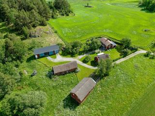 Charming Guest House With Wildlife In Sörmland - 9