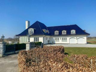 Manor House Overlooking Fields And Garden - Ringe - 0