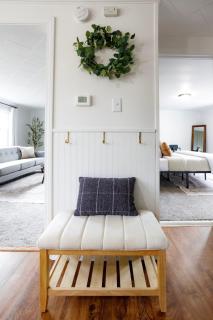 King Bed, Work Desk, Near Hwy, Laundry Room Access - Lockport - 7