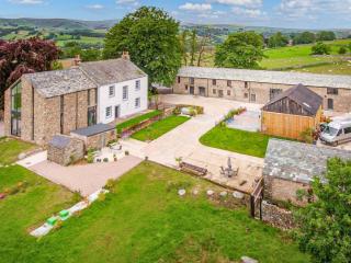 Fieldgate House - Bampton - 0