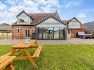 Orchard Barns - Uk47200 - Stapleton - 0