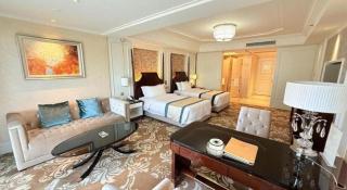Lake Piedmont International Hotel - Guangzhou - 1