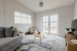 Humberston Fitties Beach House Retreat - Humberston - 0
