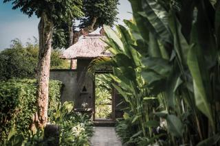 Kharista Villas & Retreat by Ekosistem - Canggu - 3