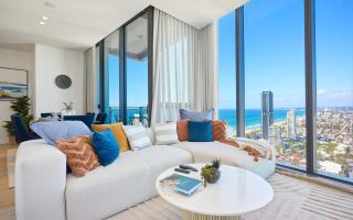 Luxe 3BR Penthouse by beach with Lap Pool & Parking SIGNATURE - Gold Coast - 0