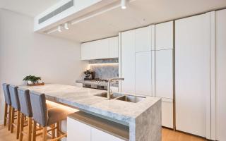 Luxe 3BR Penthouse by beach with Lap Pool & Parking SIGNATURE - Gold Coast - 8