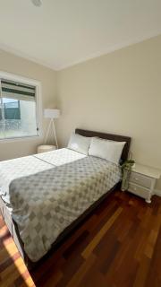 Brand new bedroom next to train station - St Albans - 0
