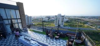 SkyHouse by Ace Luxe - 3